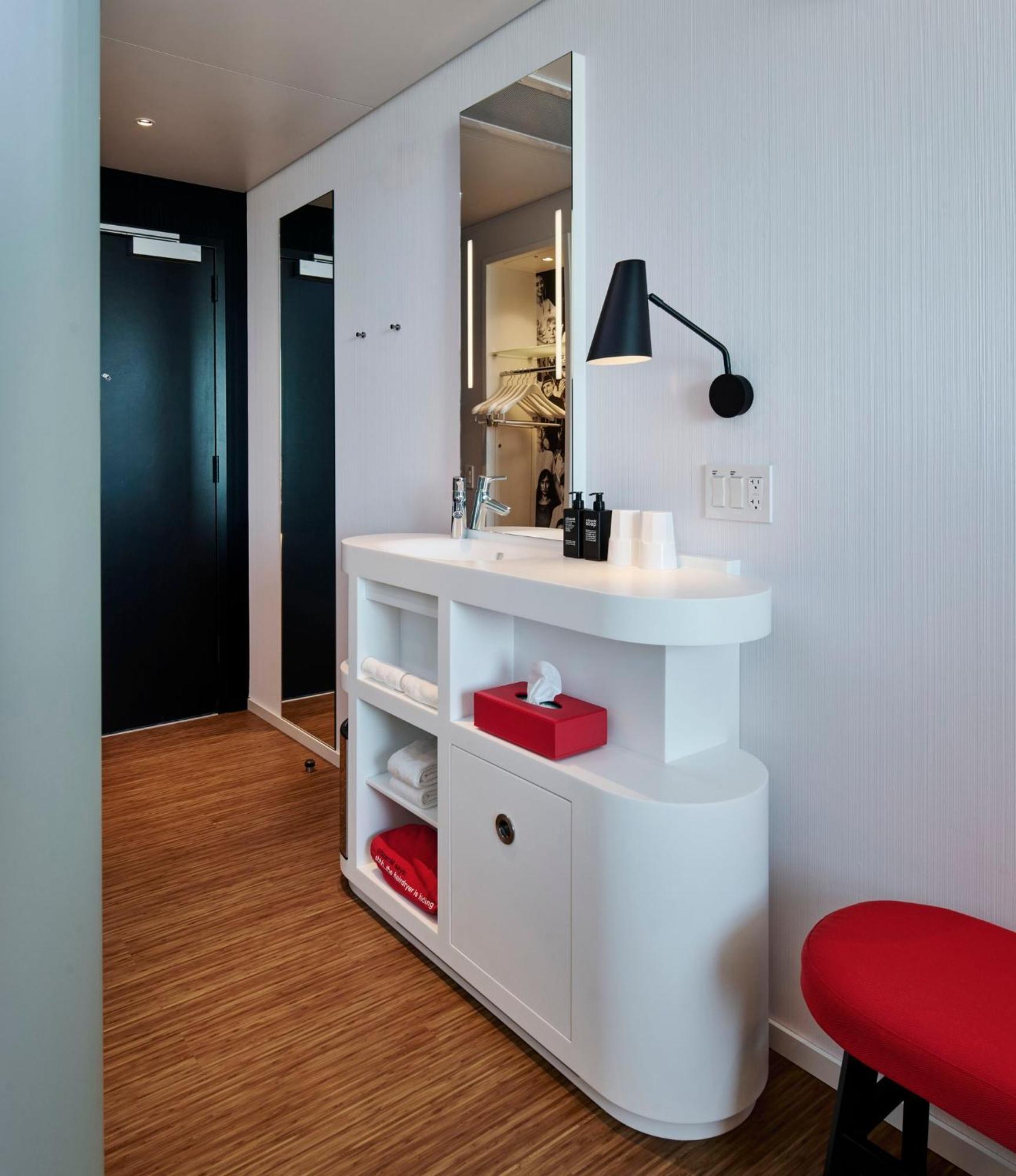 ホテル Citizenm Boston Back Bay エクステリア 写真